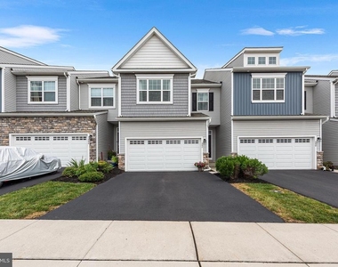 342 Ridgewood Drive - Photo Thumbnail 1