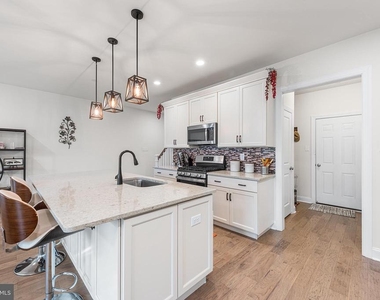 342 Ridgewood Drive - Photo Thumbnail 10