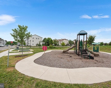 342 Ridgewood Drive - Photo Thumbnail 46