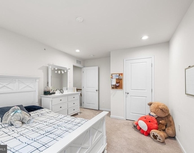 342 Ridgewood Drive - Photo Thumbnail 19