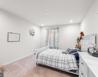 342 Ridgewood Drive - Photo Thumbnail 17