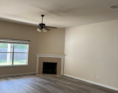 429 Falcon Ln - Photo Thumbnail 16