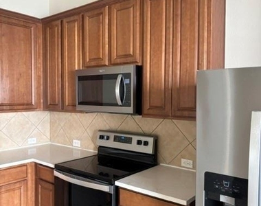429 Falcon Ln - Photo Thumbnail 17