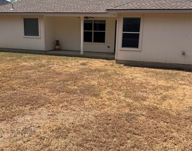 429 Falcon Ln - Photo Thumbnail 15