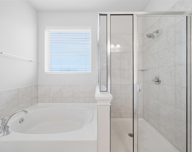 16700 Fresno Cv - Photo Thumbnail 26