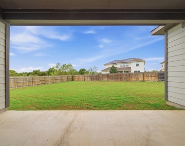16700 Fresno Cv - Photo Thumbnail 31
