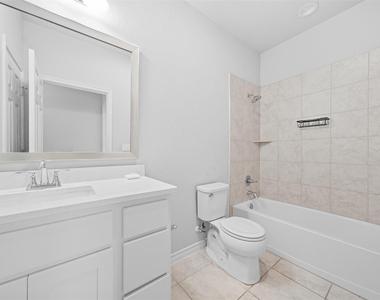 16700 Fresno Cv - Photo Thumbnail 28