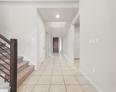 16700 Fresno Cv - Photo Thumbnail 1