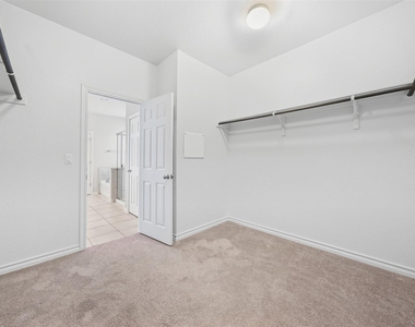 16700 Fresno Cv - Photo Thumbnail 29