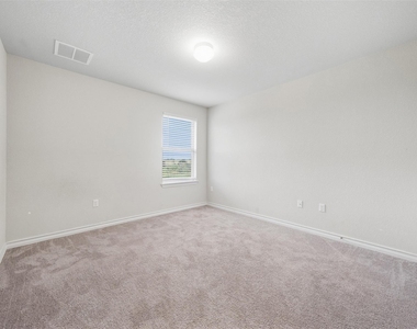16700 Fresno Cv - Photo Thumbnail 21