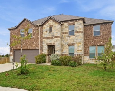 16700 Fresno Cv - Photo Thumbnail 34