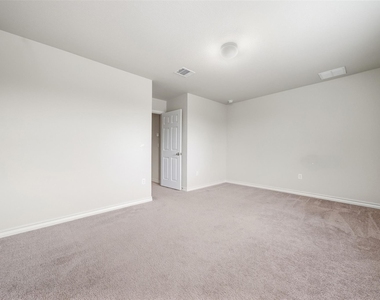 16700 Fresno Cv - Photo Thumbnail 19