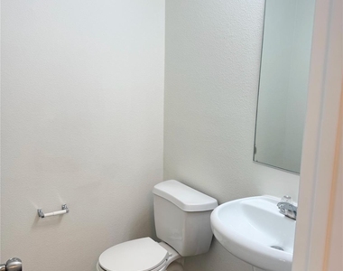 236 Falcon Ln - Photo Thumbnail 15