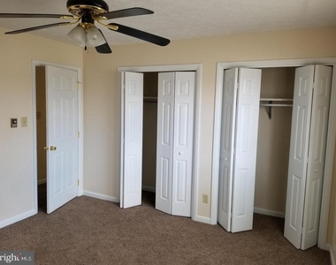 695 Center Drive - Photo Thumbnail 10