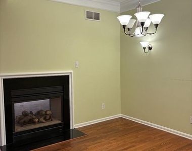 1803 Darlington Lane - Photo Thumbnail 8