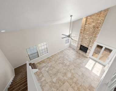 2201 Lakeway Blvd - Photo Thumbnail 24