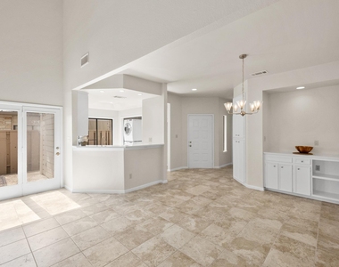 2201 Lakeway Blvd - Photo Thumbnail 6