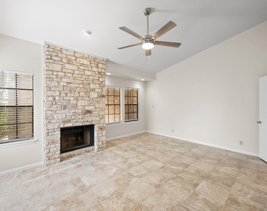 2201 Lakeway Blvd - Photo Thumbnail 15