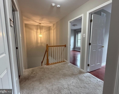 155 Weybridge Drive - Photo Thumbnail 24