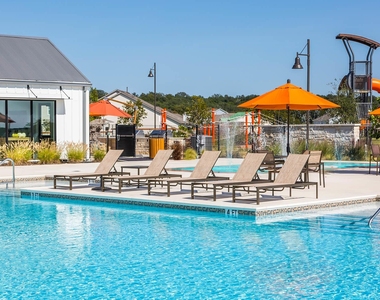241 Majestic Cedar Ct - Photo Thumbnail 15