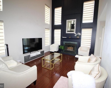 36 Honey Locust Lane - Photo Thumbnail 15