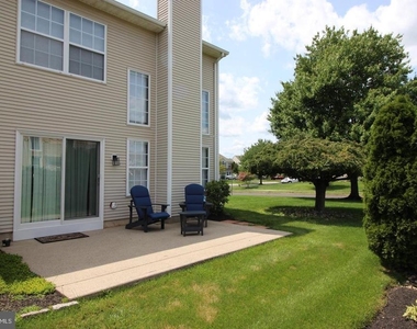 36 Honey Locust Lane - Photo Thumbnail 5