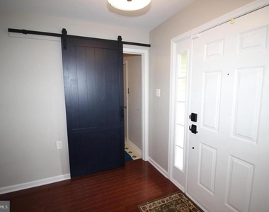 36 Honey Locust Lane - Photo Thumbnail 20