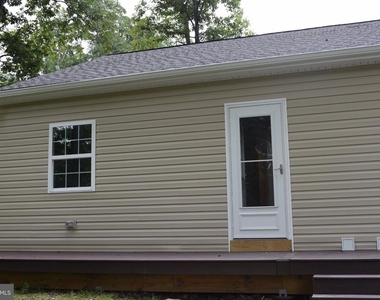 2101 Hill Road - Photo Thumbnail 15