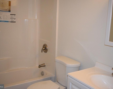 2101 Hill Road - Photo Thumbnail 9