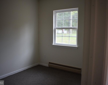 2101 Hill Road - Photo Thumbnail 11