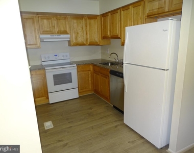 2188 Lisa Drive - Photo Thumbnail 6
