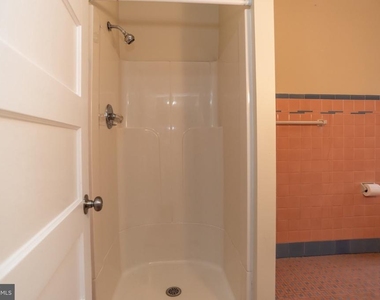 123 Mill Street - Photo Thumbnail 6