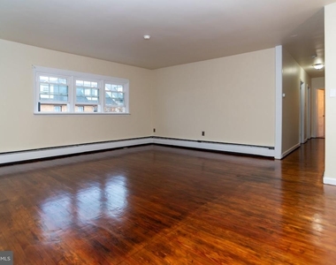 123 Mill Street - Photo Thumbnail 10
