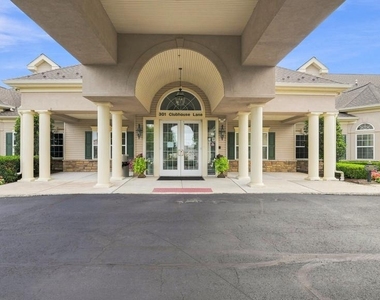 102 Villa Drive - Photo Thumbnail 32