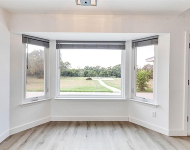 451 County Road 276 Rd - Photo Thumbnail 5