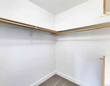 451 County Road 276 Rd - Photo Thumbnail 17