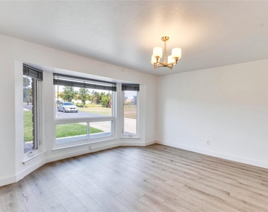 451 County Road 276 Rd - Photo Thumbnail 6