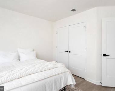 3327 Poplar Place - Photo Thumbnail 17