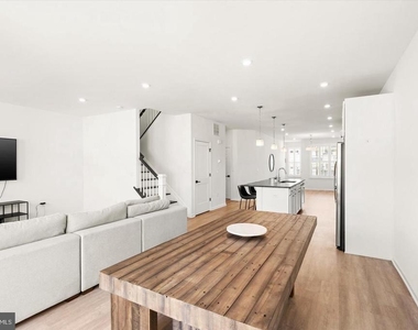 3327 Poplar Place - Photo Thumbnail 9