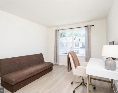 3327 Poplar Place - Photo Thumbnail 18