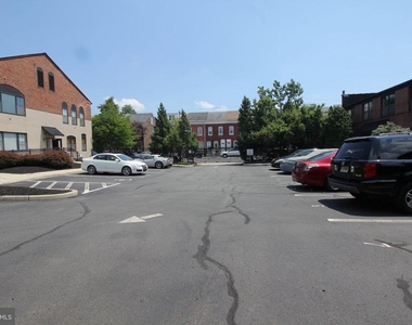 20 Swan Street - Photo Thumbnail 22