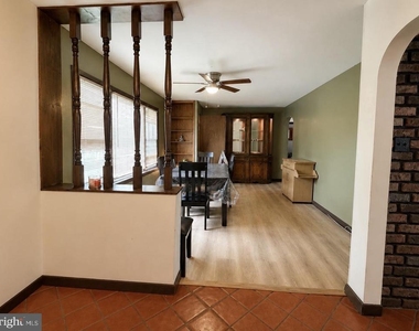 100 Kennedy Boulevard - Photo Thumbnail 11