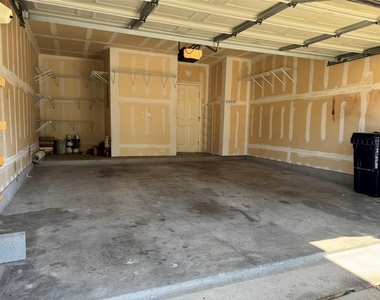 1900 Scofield Ridge Pkwy - Photo Thumbnail 15
