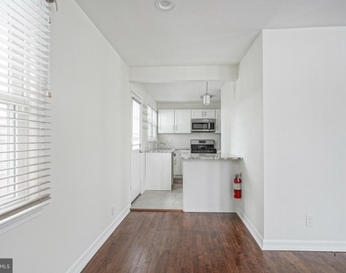 20 E Landing Road - Photo Thumbnail 11