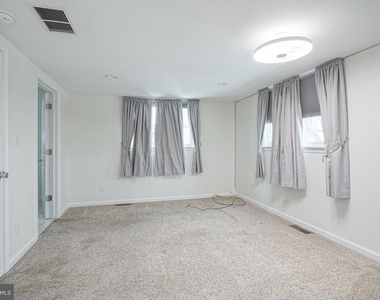 20 E Landing Road - Photo Thumbnail 20