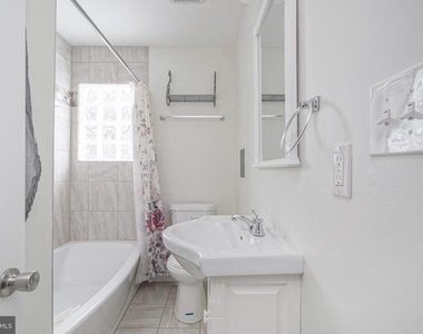 20 E Landing Road - Photo Thumbnail 17