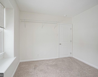 20 E Landing Road - Photo Thumbnail 16