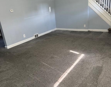 2248 Hollinshed Avenue - Photo Thumbnail 20
