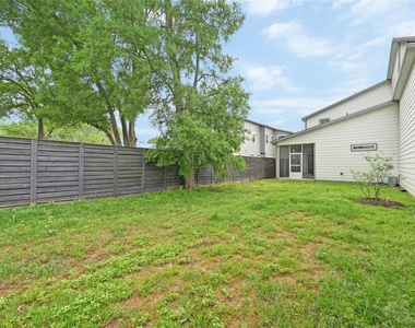 1100 Saucedo St - Photo Thumbnail 21