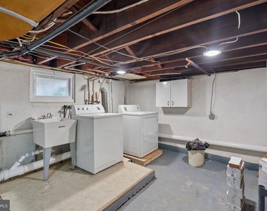 102 E Park Avenue - Photo Thumbnail 13